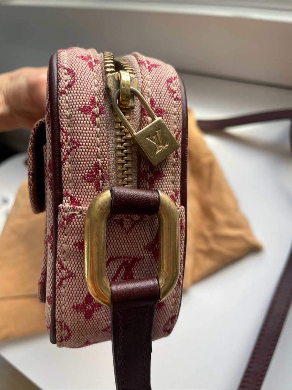 Authentic Vintage Louis Vuitton Monogram Mini Juliet Bag - Picture 6 of 10
